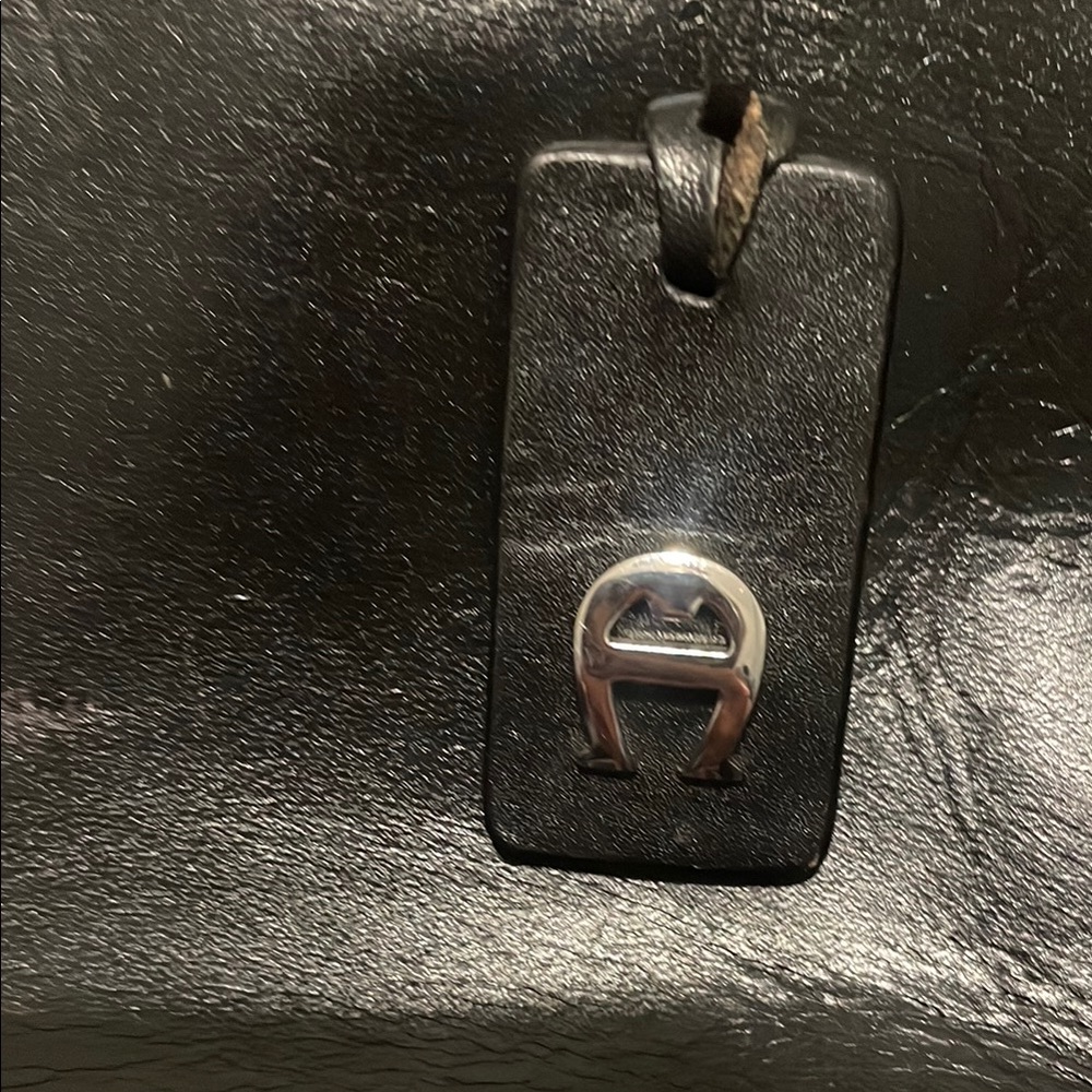 Aigner Black and Tan Small Tote Bag - Picture 3 of 8